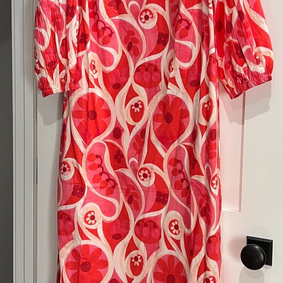 Frances Valentine Olive Holiday Floral-Print Caftan - Picture 2 of 8